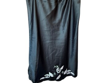 Vintage Lindsey Blake Sz Large Satin Slip Floral Embroidered Elastic Waist