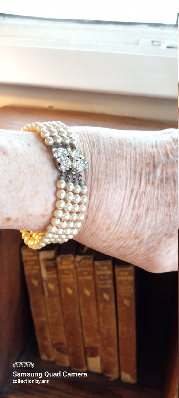 Pearl Bracelet with Rhinestone Clasp 1920s