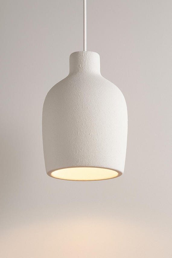 Suspension bouteille Japandi texturée – luminaire wabi-sabi beige E27 pour cuisine, îlot & salle à manger