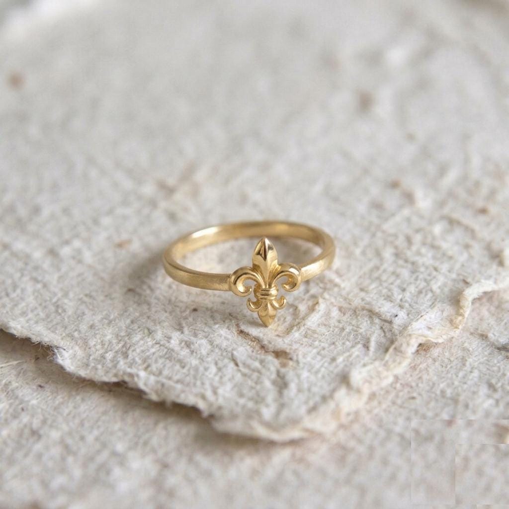 Fleur de lis ring - Etsy 日本