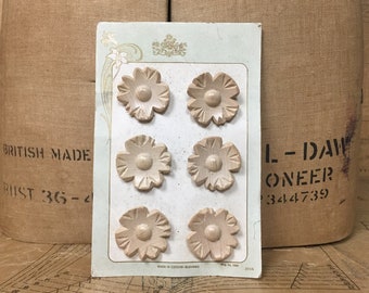 Vintage Hand Carved Natural Wooden Buttons, Flower Buttons Set of 6 on Original Card