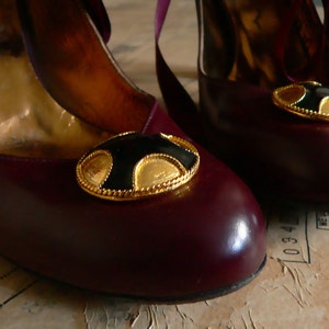 1980s Black and Gold Nautical Shield Shoe Clips (pair)