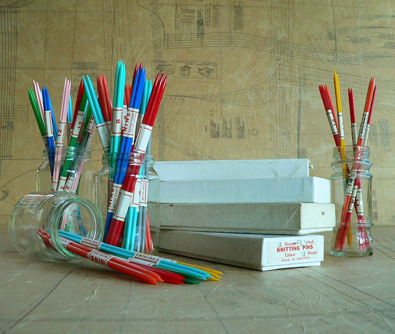 1950s Vintage Double Point Knitting Needles, Set of 4 Needles. Shepherds Needles in Various Sizes & Candy Colours. NOS image 3