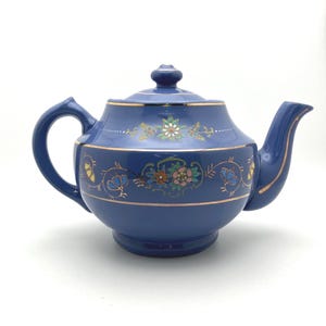 Vintage Handpainted Japanese Moriage Teapot, Cozy Periwinkle Tea Kettle for a Cottagecore Home