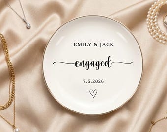 Custom Wedding Ring Dish, Wedding Gifts for Couple, Couples Gift, Bridal Shower Gift, Personalized Engagement Gift for Bride