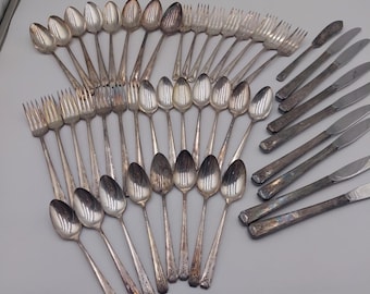 40s Community Oneida Plate MILADY Pattern Silverplate Flatware 47 Pcs Silverware
