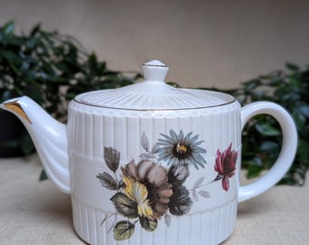 Vintage E L Greaves Floral Teapot, Ribbed English Pottery