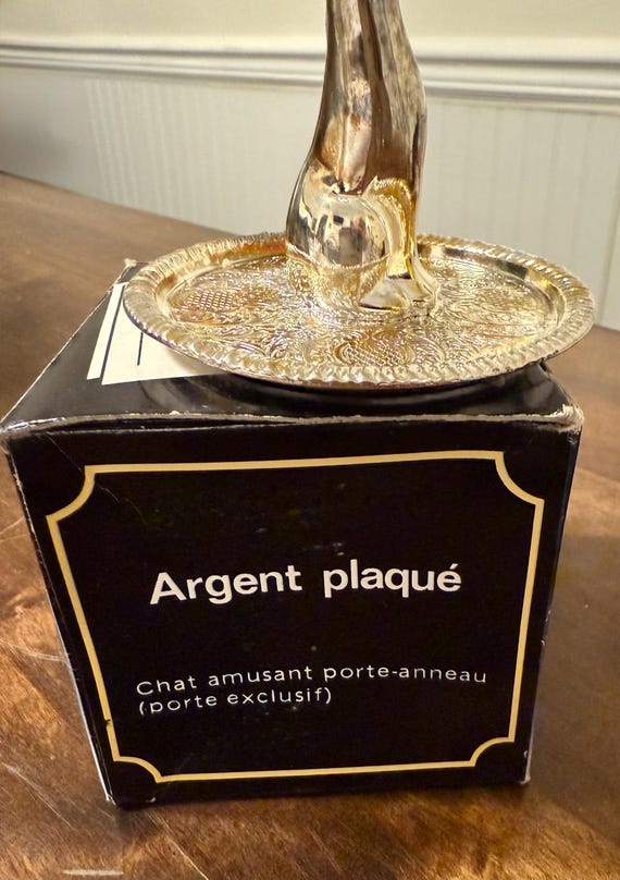 Silver-Plated Cat Ring Holder - image 5