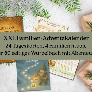 以下が含まれることがあります： 「XXL Familien-Adventskalender」と「24 Tageskarten, 4 Familienrituale über 60 seitiges Wurzelbuch mit Abenteuern」のテキストが入ったアドベントカレンダー。画像にはカード、本、松の枝で包まれたギフトが含まれています。