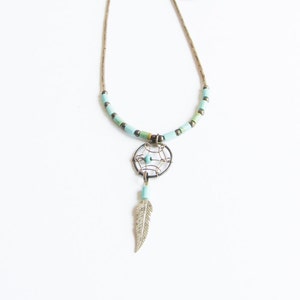 Collar vintage de plata líquida Dreamcatcher con cuentas turquesas
