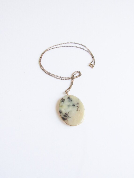 Mossy Agate Vintage Cameo Necklace on a Gold Tone… - image 2