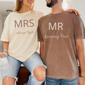 Skjorta, Personligt Matchande ParAnpassad Förlovningspresent till Par Fästmö FästmöSkjorta, Matchande Förlovnings-T-shirt, Herr och Fru Par