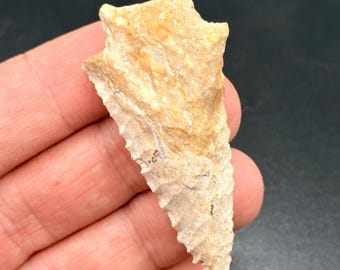 5,5 cm lange Kirk Stemmed Pfeilspitze aus lokalem Creek Horn in Ohio