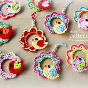 Crochet Pattern A Little Crochet Bird Sitting On a Wreath Ornament Pattern No. 002 INSTANT DIGITAL DOWNLOAD image 1