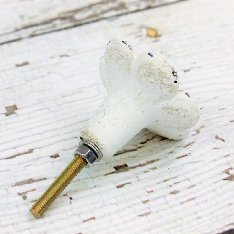 Vintage White Knobs Cast Iron Knobs Drawer Pulls Etsy