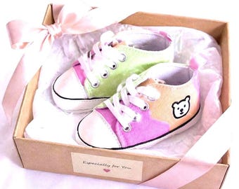 Baby/children's lace up sneakers with original creative design. None are the same. Sizes are explained in the description. Rubber sole