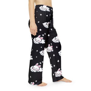 Spodnie piżamowe z wzorem śpiącego króliczka | Czarna chmura śpiącego króliczka zdjęcie 6