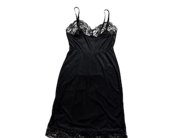 Vestido lencero de satén con ribete de encaje negro, camisón, lencería, talla M, estilo años 2000.