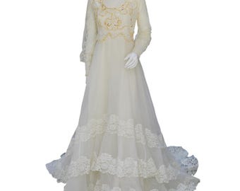 Vintage 70s Lace Wedding Dress Pearl Beaded Bodice Long Sleeve Train