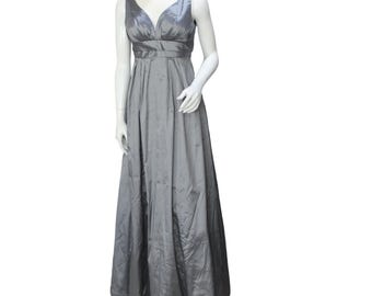 Vineyard Collection Silver Gray Formal Gown Size 8 Y2K