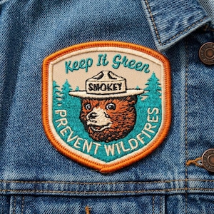 Vintage Smokey Bear Iron On Patch - "Keep It Green, Prevent Wildfires" Embroidered Badge - Nature & Wildlife Conservation