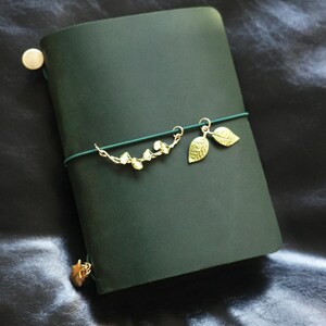 Personalized Charms Leather A5 Journal, Handmade Refillable Traveler’s Journal, Luxury Leather Gift, Traveler's Notebook Cover image 4