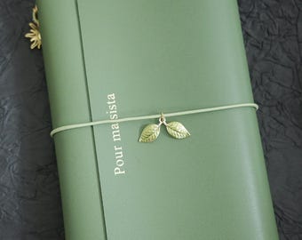 Green Trifold Italian Leather Journal With Charms, Custom Premium Vegetable Tanned Leather Cover, Refillable Travelers Notebook