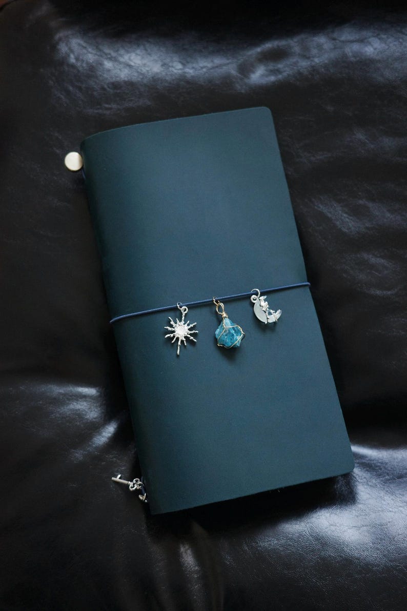 Personalized Charms Leather A5 Journal, Handmade Refillable Traveler’s Journal, Luxury Leather Gift, Traveler's Notebook Cover Blue