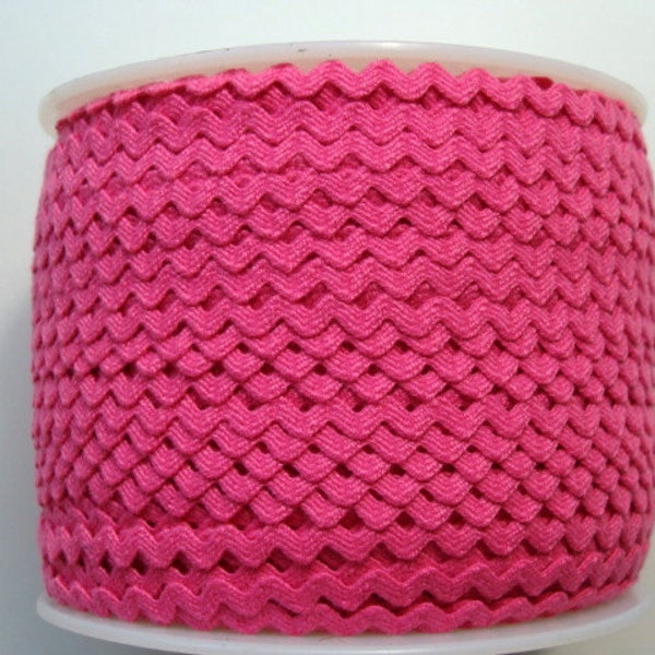 7/32" Rick Rack - Polyester - Bright Pink