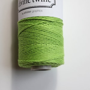 Baker's Twine Green Apple Divine Twine 20 yards Green and White image 3