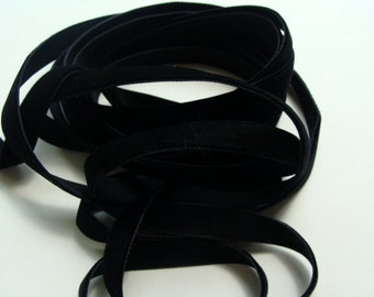 3/8" Velvet Ribbon - Black - 5 yards