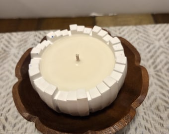 Candela decorativa in ciotola di ceramica