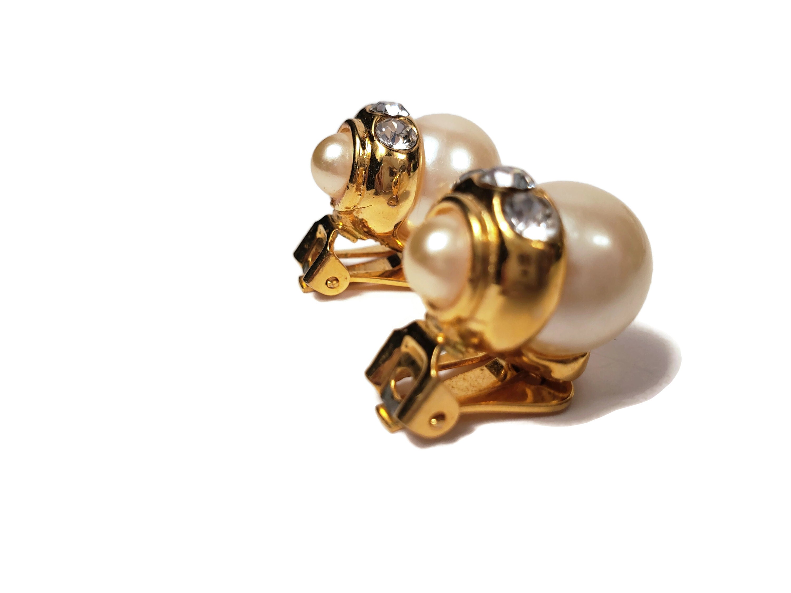 ピアス Gold-tone Double G Faux Pearl Clip-on Earrings Vintage Double Faux Pearl Gold Tone Screw Back/ Clip On
