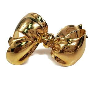 Vintage Signed Monet Ribbon Brooch