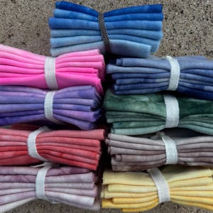 Hand-Dyed -Marbleized -Gradient- 100% Wool Fabric Fat Sixteenths Bundle – Richly Textured Craft Material