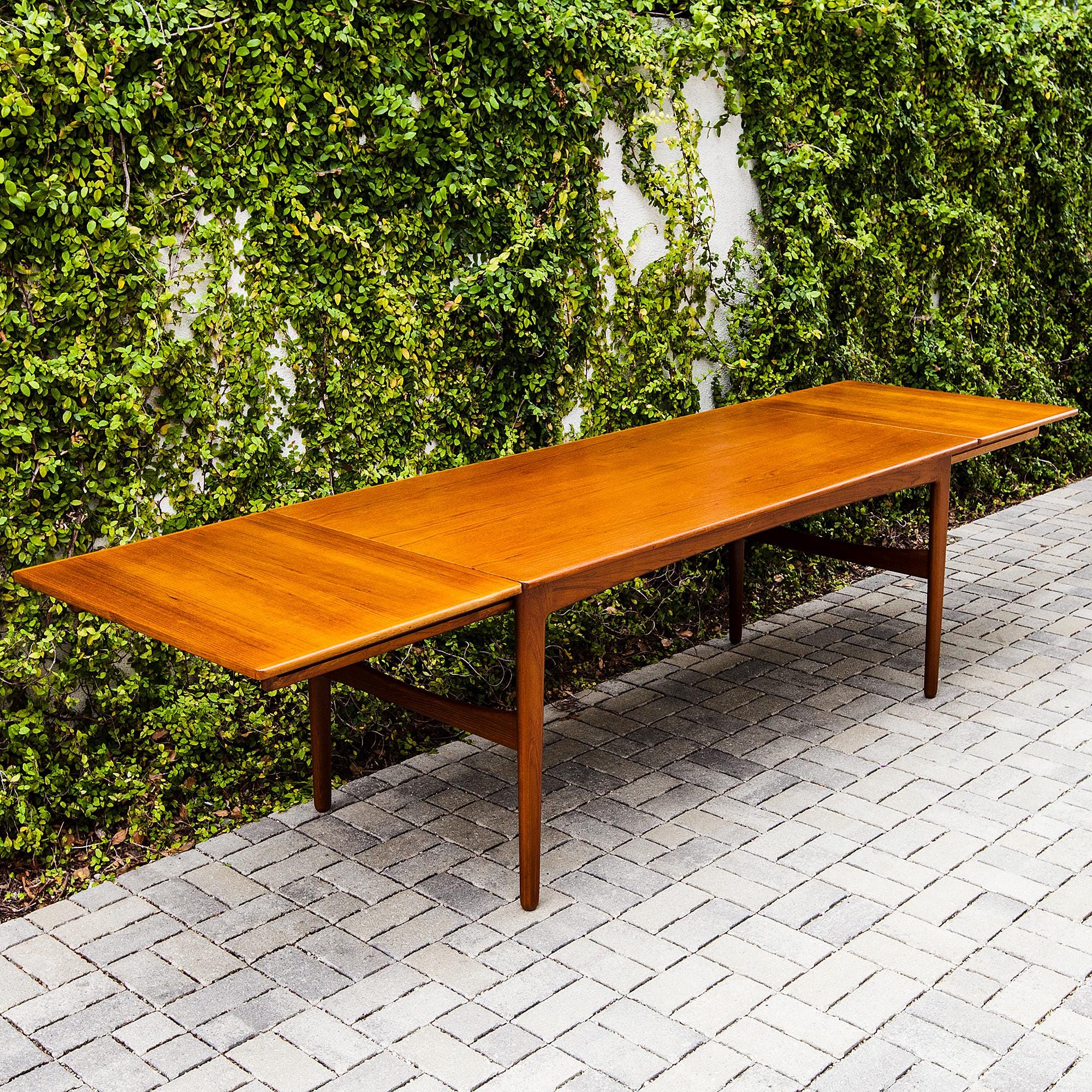 Vintage 70s Dining Room Table Set - Etsy Canada