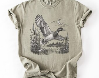 Duck Hunting Shirt, Vintage Mallard Waterfowl Tee, Comfort Colors Hunting Gift for Him, Duck Season Shirt, Lake House Bird Art