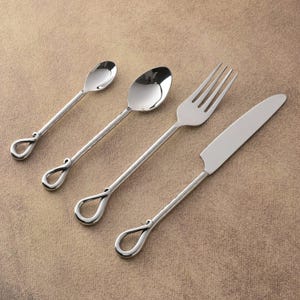 Twirl Hammered Cutlery Set – 4 Piece Stainless Steel Dinner Set (Knife, Fork, Spoon, coffee spoon)