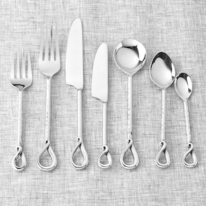 Twirl Hammered Cutlery Set – 7 Piece Stainless Steel Dinner Set (Dinner Knife, Dessert Knife, Dinner Fork, Dessert Fork, Soup Spoon,