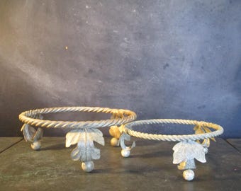 Par de soportes vintage de metal para macetas