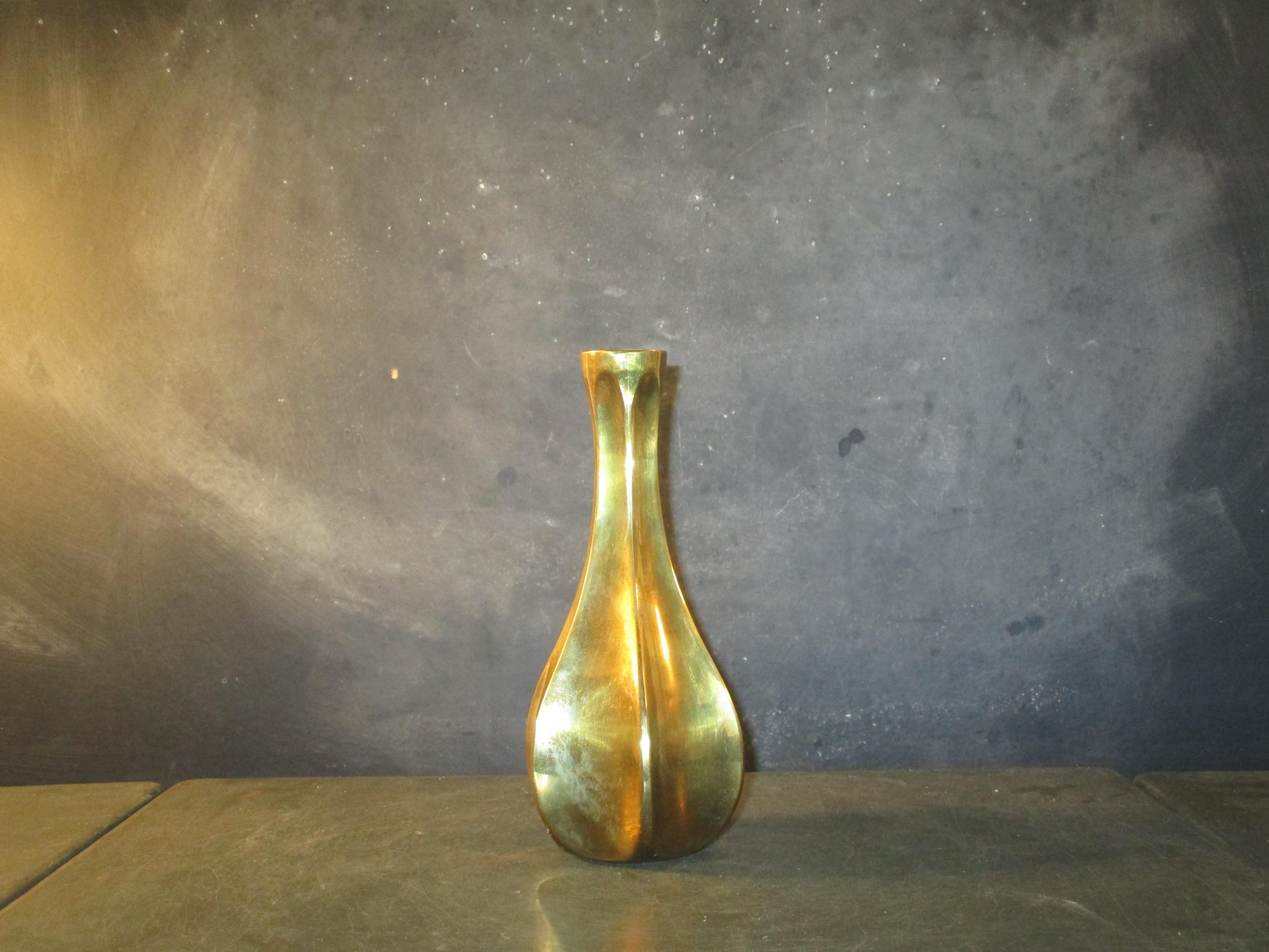 ヴィンテージ真鍮花瓶セット ヴィンテージ真鍮花瓶セット ヴィンテージ 真鍮製 花瓶 - Etsy 日本