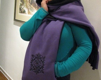 Black/Purple Hooded Scarf with Pockets