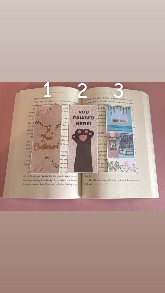 Funny Bookmaker with Cat Paw and Bee Designs, School Supplies in 5 Sizes