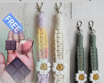 Boho Daisy Macrame Wristlet Keychain | Braided Flower Lanyard