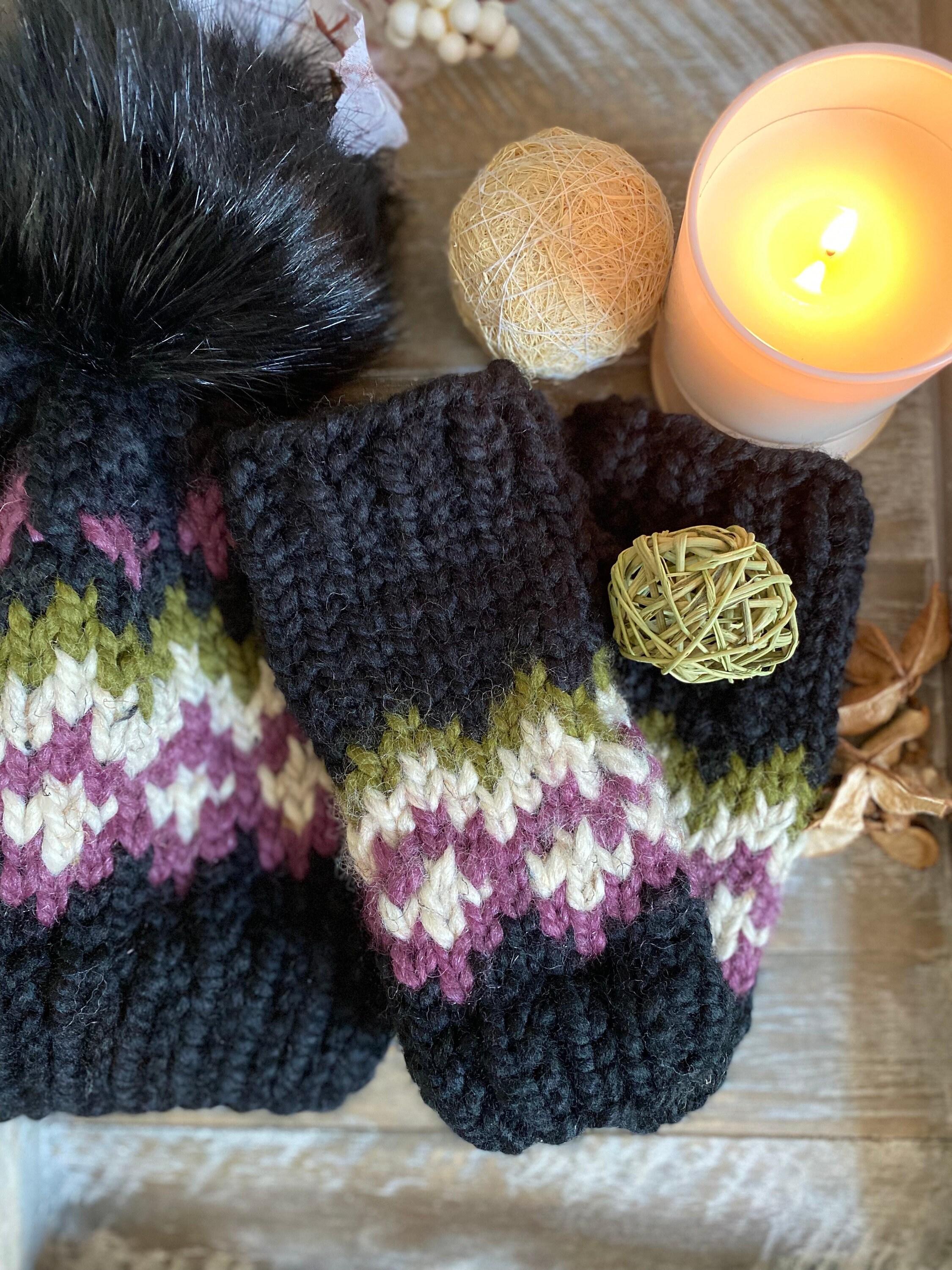 Fair Isle Hat and Mitts Knitting Pattern: Winter Hike Chunky  display picture 1