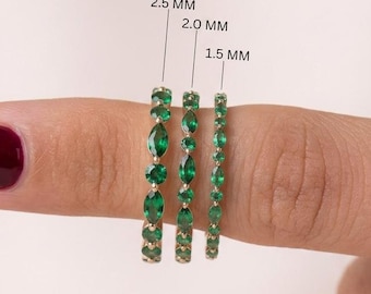 Zarter Smaragd-Ewigkeitsring im Marquise-Schliff • Stapelbarer Goldring im Art-déco-Stil • Geburtssteinring für Mai • Grünes Edelstein-Jubiläumsgeschenk