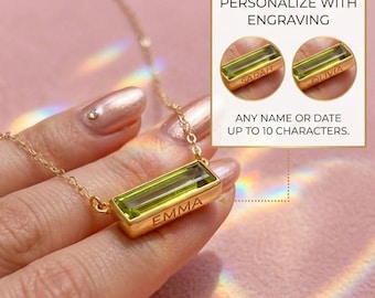 Personalisierte Peridot-Halskette, Geburtsstein-Halskette für August, Namensanhänger mit individueller Gravur, Geschenk mit geheimer Botschaft für Sie