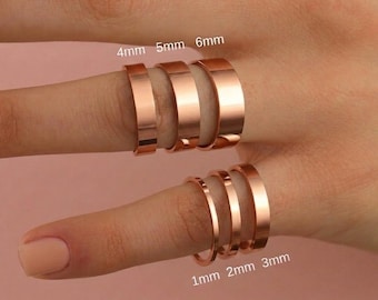 Flacher Ehering aus 14-karätigem Roségold (1–6 mm) • Kostenlose Namensgravur innen • flach • Komfortable Passform • Handgefertigter Unisex-Goldring • Vergoldetes Silber