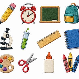 Puede incluir: Colección de útiles escolares bordados, que incluye un lápiz amarillo, un despertador rojo, una pizarra verde, una mochila azul, un microscopio, un tubo de ensayo, una regla, un cuaderno azul, una paleta de pintura, tijeras, un frasco de pegamento y crayones.