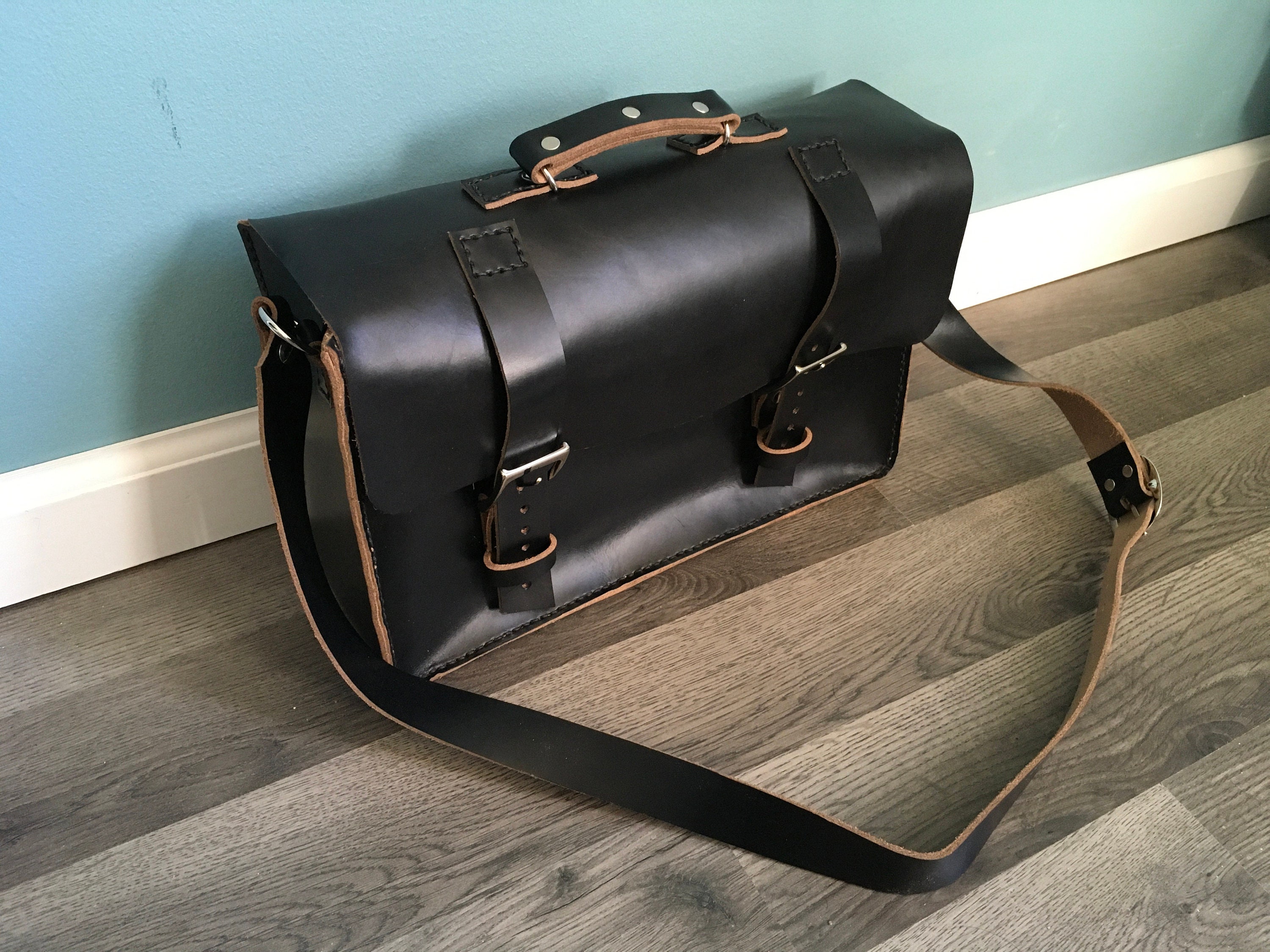 Handmade Horween Chromexcel Leather Messenger Bag: Laptop Case - Etsy